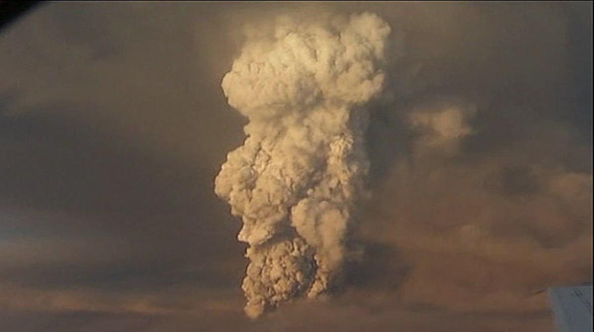 El volcán Grimsvoetn causa problemas en el espacio aéreo de Islandia y Groenlandia.