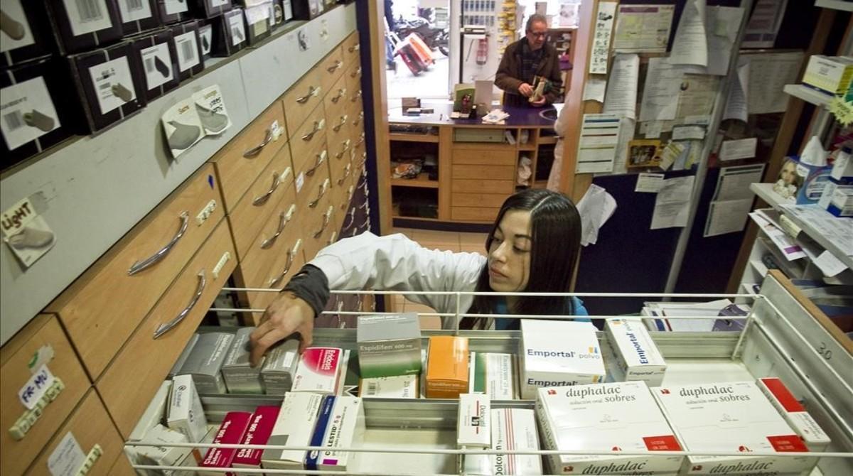 Medicamentos en una farmacia de Barcelona. Medicamentos en una farmacia de Barcelona.