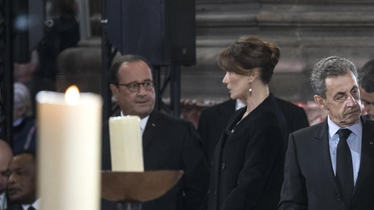 Hollande y Carla Bruni, juntos en el homenaje al expresidente francés Jacques Chirac Hollande y Carla Bruni, juntos en el homenaje al expresidente francés Jacques Chirac