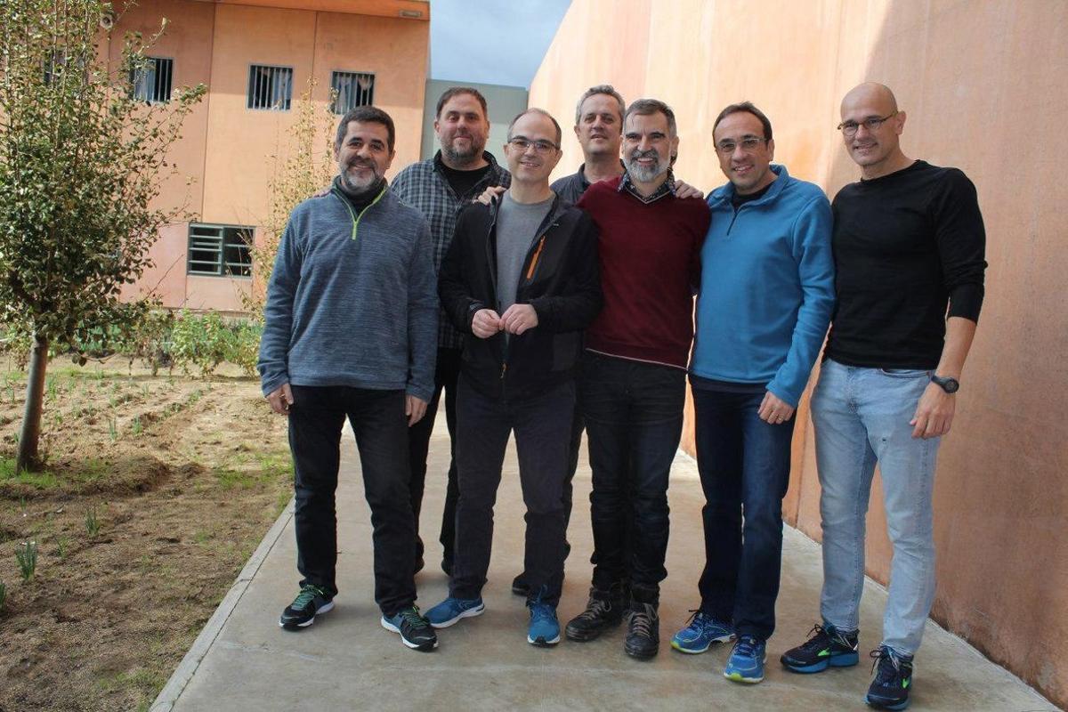 Los políticos independentistas presos en la cárcel de Lledoners, en diciembre del 2018.