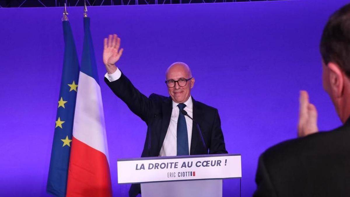 El diputado Ciotti, del ala dura, toma las riendas de la derecha republicana francesa