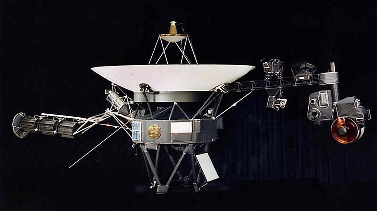 La sonda Voyager 2 abandona el Sistema Solar després de més de 40 anys de viatge