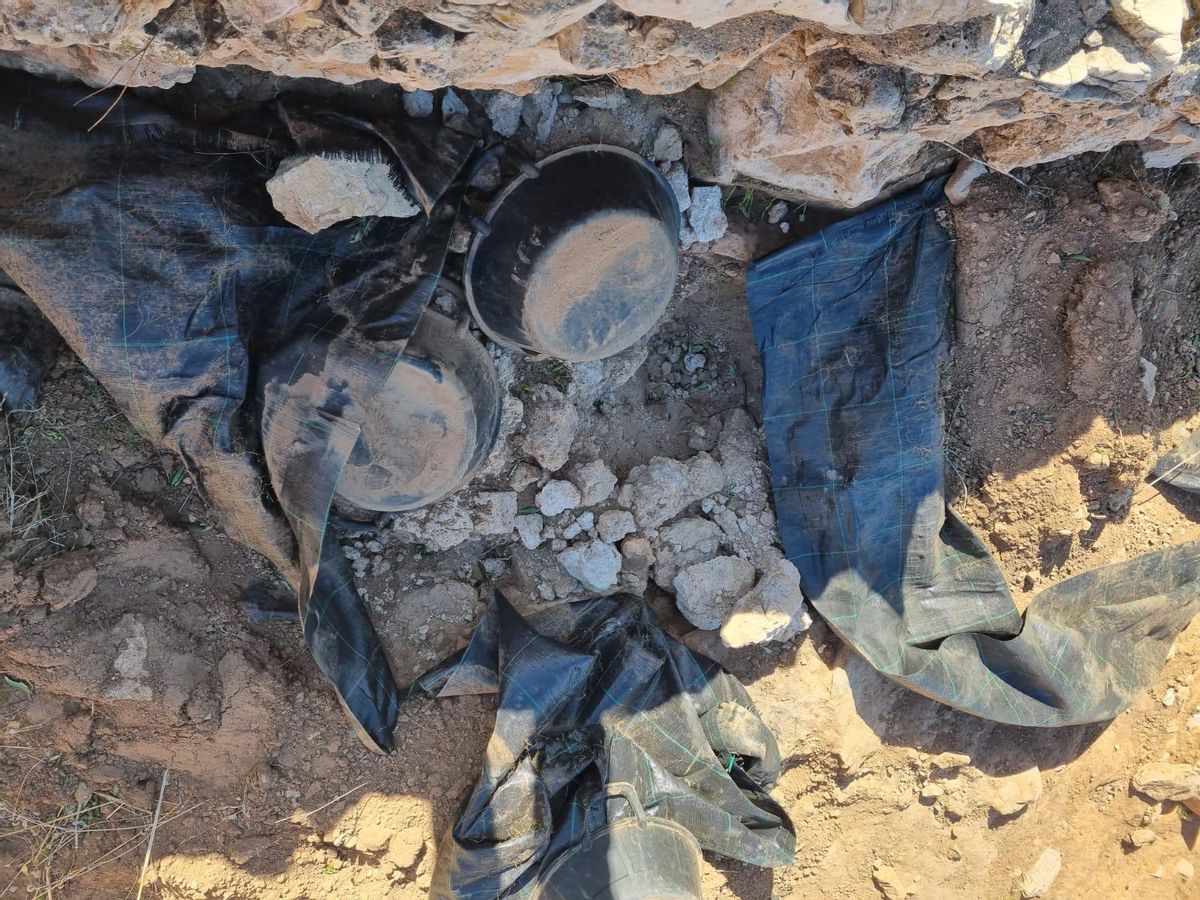 Imagen del yacimiento tras los destrozos. Imagen del yacimiento tras los destrozos.