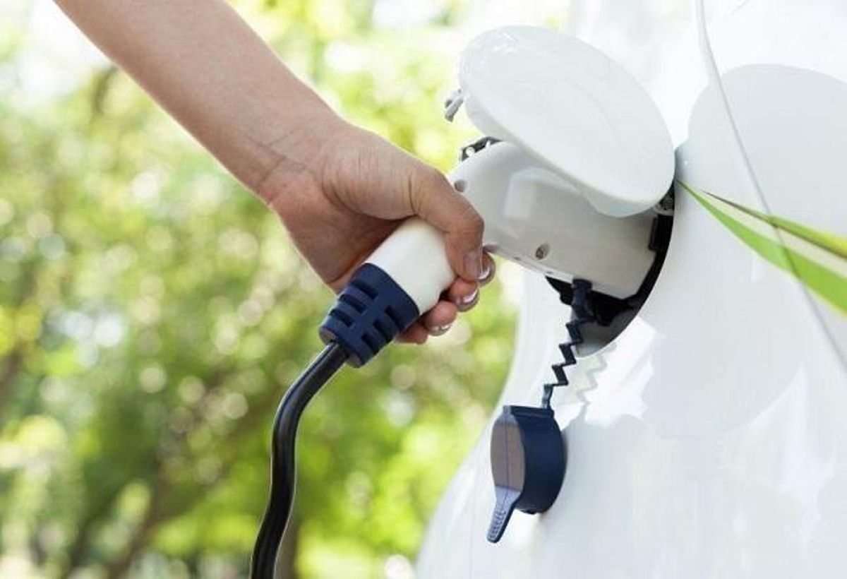 El Gobierno desplegará más de 1.000 puntos de recarga de coches eléctricos en España El Gobierno desplegará más de 1.000 puntos de recarga de coches eléctricos en España