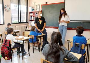Varios alumnos en una clase del Colegio Lestonnac en Valladolid. EFE/ R. García/Archivo