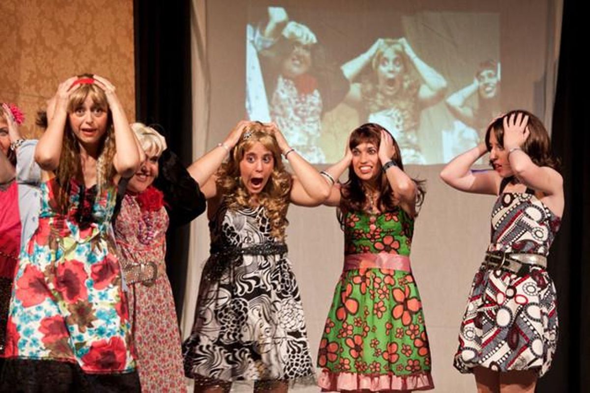 La Companyia Alquimistes interpretó ’Ni Bella ni Bèstia’ en la séptima Fira Internacional de La Fira Internacional de Teatre Integratiu (FITI) de Santa Coloma. La Companyia Alquimistes interpretó ’Ni Bella ni Bèstia’ en la séptima Fira Internacional de La Fira Internacional de Teatre Integratiu (FITI) de Santa Coloma.