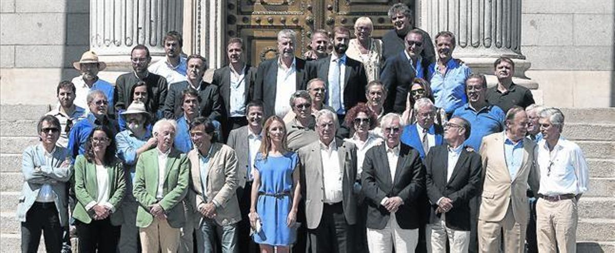 La presentación de Libres e Iguales, el pasado julio ante las puertas del Congreso de los Diputados. La presentación de Libres e Iguales, el pasado julio ante las puertas del Congreso de los Diputados.