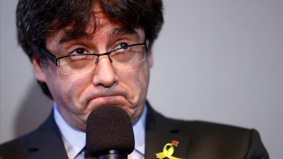 Carles Puigdemont, en una rueda de prensa en Berlín. Carles Puigdemont, en una rueda de prensa en Berlín.