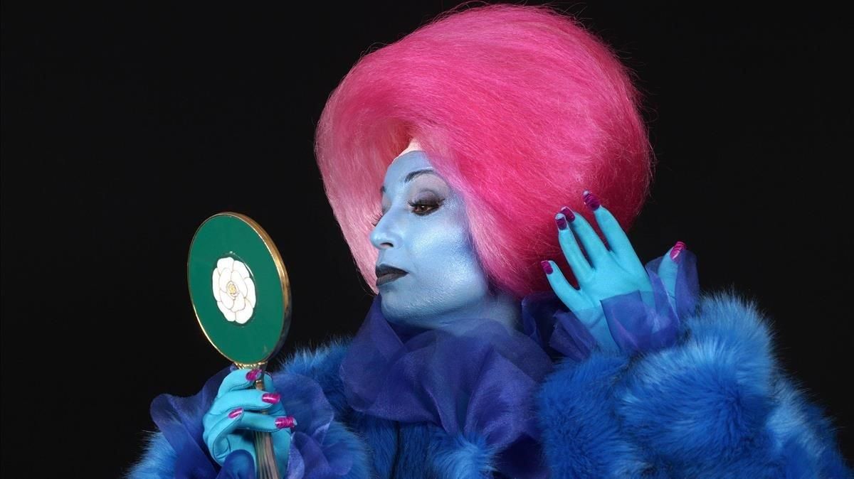 La soprano Elena Copons en ’Je suis narcissiste’. La soprano Elena Copons en ’Je suis narcissiste’.