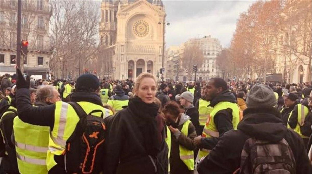 Uma Thurman se une a los ’chalecos amarillos’. Uma Thurman se une a los ’chalecos amarillos’.