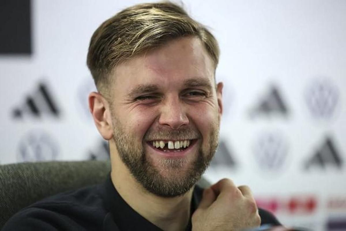 Niclas Füllkrug, el ‘tanc’ sense una dent que manté viva Alemanya Niclas Füllkrug, el ‘tanc’ sense una dent que manté viva Alemanya