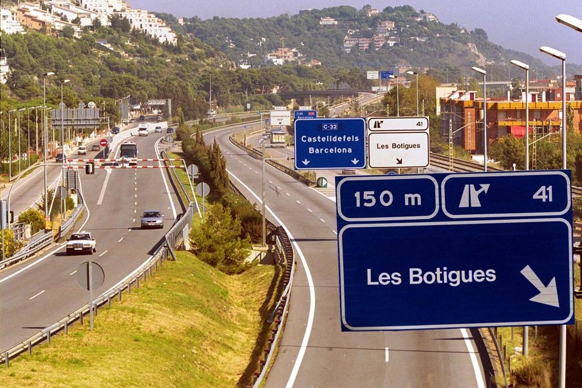 La autopista C-32. La autopista C-32.