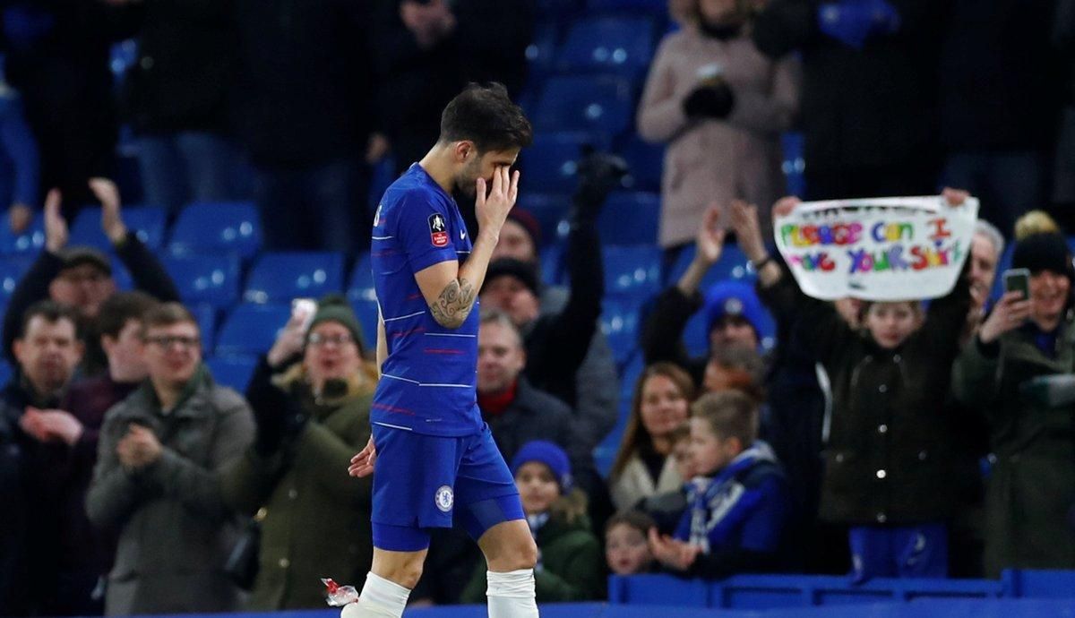 Cesc se despide emocionado. Cesc se despide emocionado.