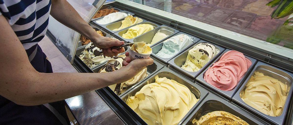 La campaña del helado artesano confía en poder igual las ventas de 2019 pese a la caída sufrida el pasado verano por la pandemia. La campaña del helado artesano confía en poder igual las ventas de 2019 pese a la caída sufrida el pasado verano por la pandemia.