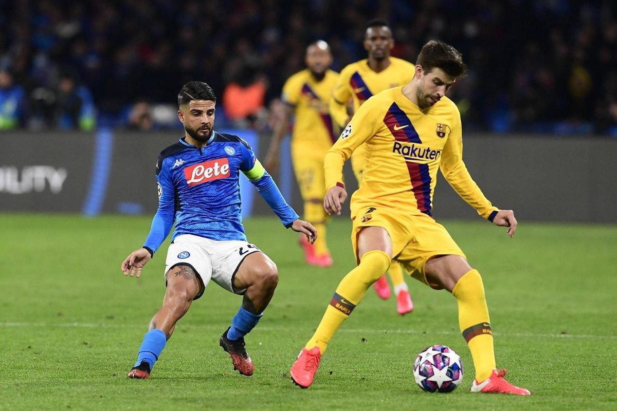 Gerard Piqué en el partido contra el Nápoles. Gerard Piqué en el partido contra el Nápoles.