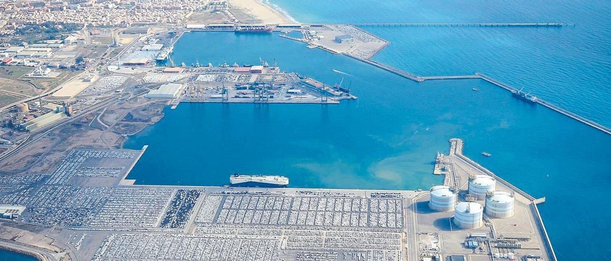 Sagunto, del cierre de los altos hornos a la mayor inversión industrial española Sagunto, del cierre de los altos hornos a la mayor inversión industrial española