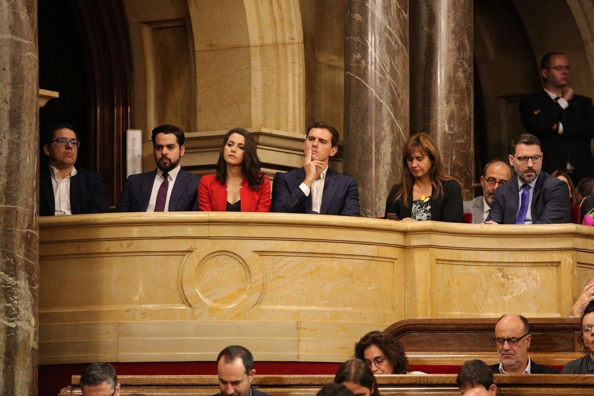 Dos no es barallen si un no vol Dos no es barallen si un no vol