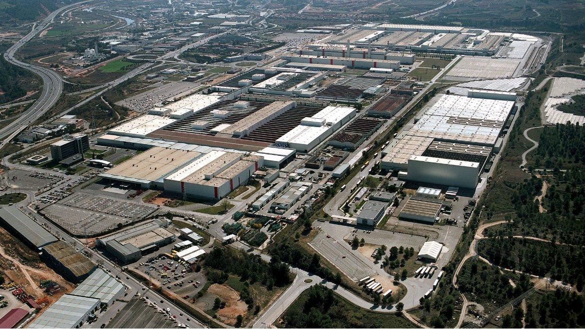 Vista aérea de la planta de la firma automovilística Seat en Martorell (Barcelona). Vista aérea de la planta de la firma automovilística Seat en Martorell (Barcelona).
