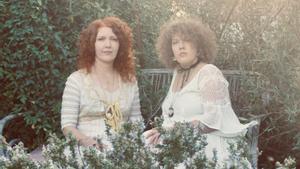 Crítica de ‘Ghost Stories’, de The Whitmore Sisters: emocionants elegies per als amics absents