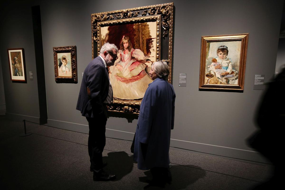 Exposición Al Retrato Del Siglo Xix En El Caixaforum Fotos 