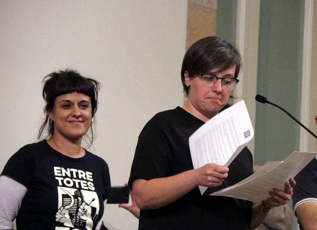 Las exdiputadas de la CUP en el Parlament Anna Gabriel y Mireia Boya, el pasado 10 de octubre. Las exdiputadas de la CUP en el Parlament Anna Gabriel y Mireia Boya, el pasado 10 de octubre.