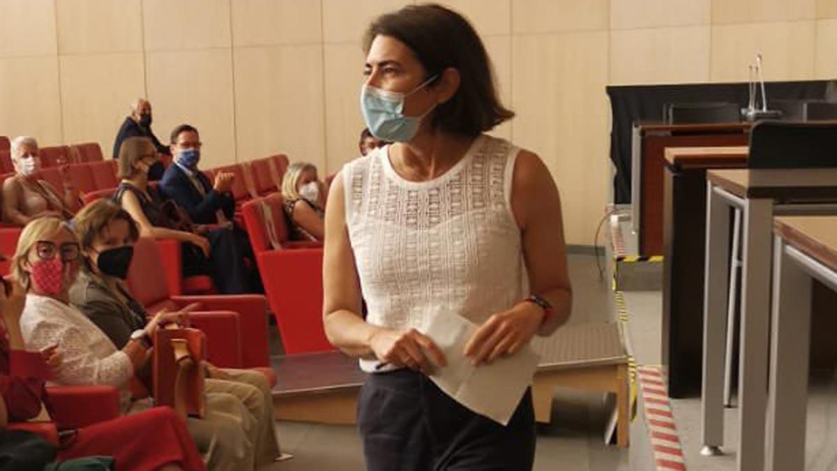 Cristina Ferrando. Cristina Ferrando.