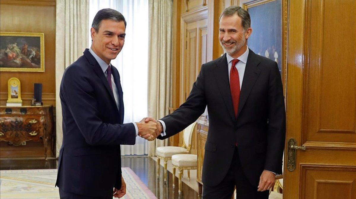 El rey Felipe VI recibe a Pedro Sánchez, el pasado 6 de junio, en la primera ronda para designar candidato a la investidura.