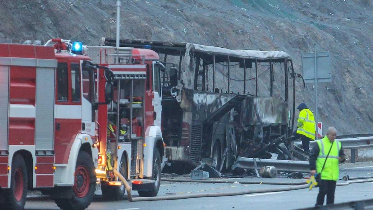 Accidente en Bulgaria: el incendio de un autobús deja al menos 45 muertos.