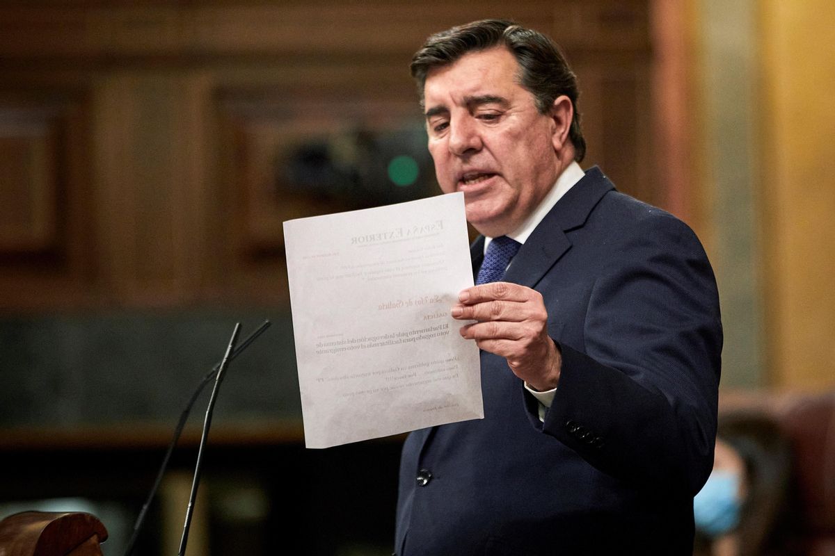 El diputado del PP José Antonio Bermúdez de Castro interviene durante el pleno del Congreso de los Diputados, este martes en Madrid. El diputado del PP José Antonio Bermúdez de Castro interviene durante el pleno del Congreso de los Diputados, este martes en Madrid.