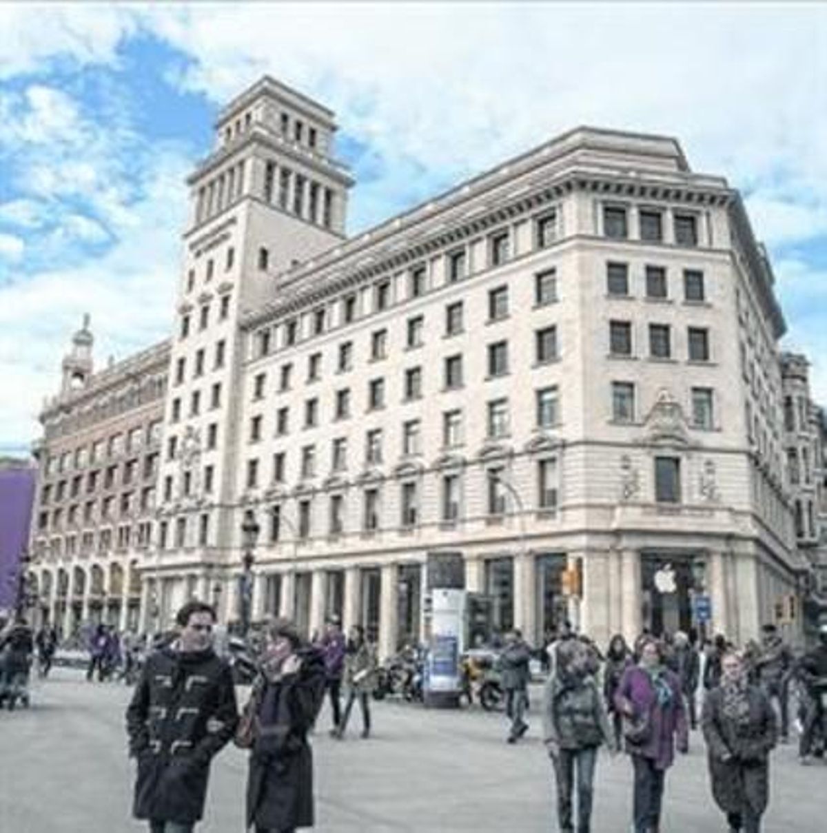 Nueva adquisición 8Antigua sede de Banesto, en plaza de Catalunya. Nueva adquisición 8Antigua sede de Banesto, en plaza de Catalunya.