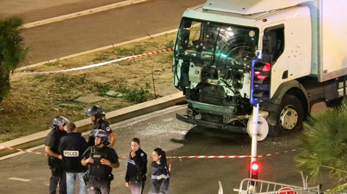 Detenido el cómplice del terrorista que arrolló con un camión a cientos de personas en Niza