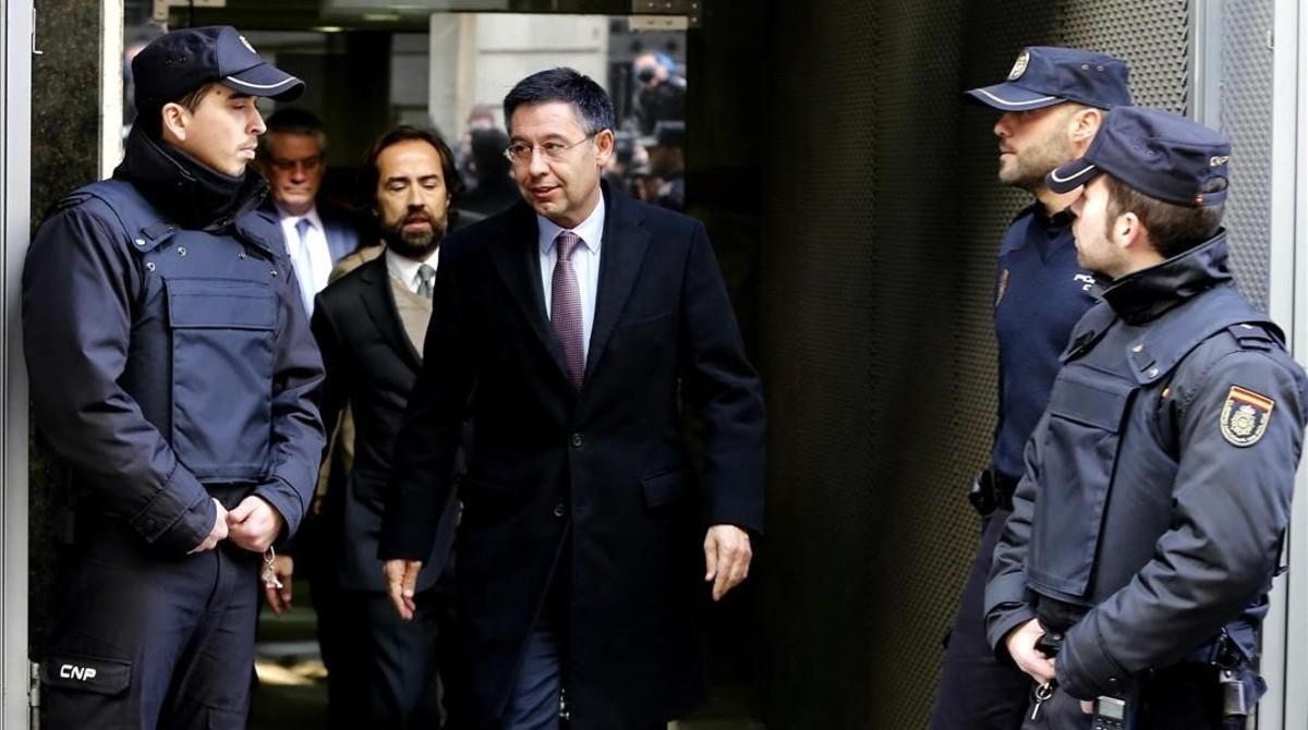 Josep Maria Bartomeu sale de la Audiencia Nacional tras declarar por el ’caso Neymar’, en febrero del 2015. Josep Maria Bartomeu sale de la Audiencia Nacional tras declarar por el ’caso Neymar’, en febrero del 2015.