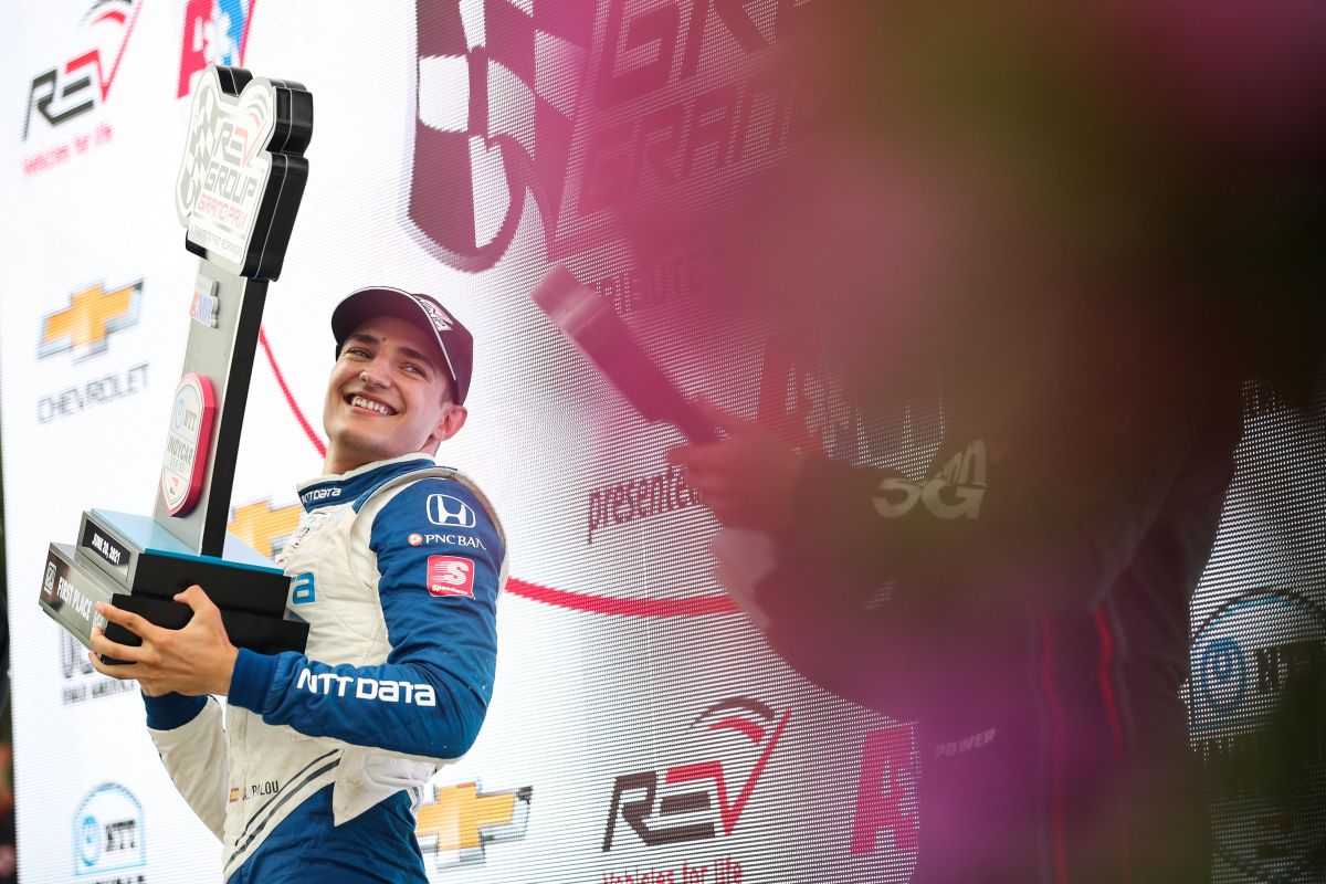 Àlex Palou celebra uno de sus dos triunfos de este año en la Indy. Àlex Palou celebra uno de sus dos triunfos de este año en la Indy.
