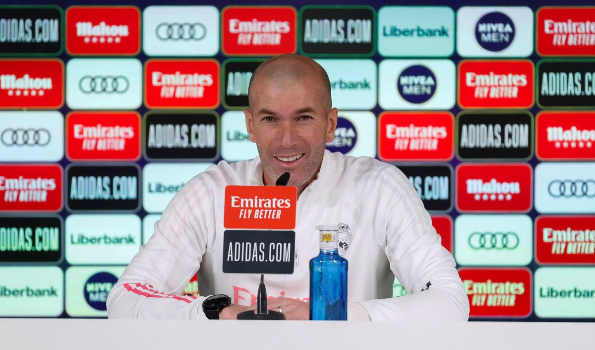Zinedine Zidane, entrenador del Real Madrid, en rueda de prensa. Zinedine Zidane, entrenador del Real Madrid, en rueda de prensa.
