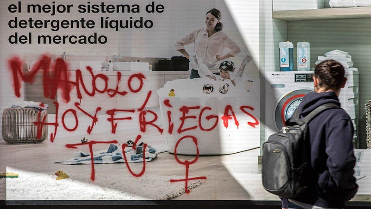 Pintada feminista el 8 de marzo del 2018 en Valencia.