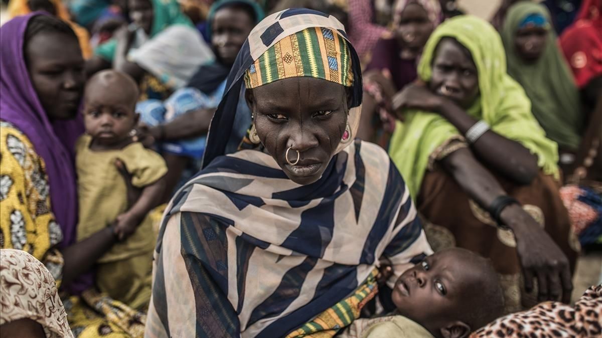 Mujeres desplazadas por la violencia de Boko Haram en la zona del lago Chad. Mujeres desplazadas por la violencia de Boko Haram en la zona del lago Chad.