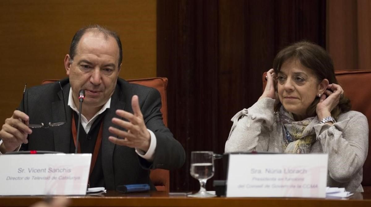 El director de TV-3, Vicent Sanchis, y la presidenta en funciones de la Corporació Catalana de Mitjans Audiovisuals, Núria Llorach. El director de TV-3, Vicent Sanchis, y la presidenta en funciones de la Corporació Catalana de Mitjans Audiovisuals, Núria Llorach.