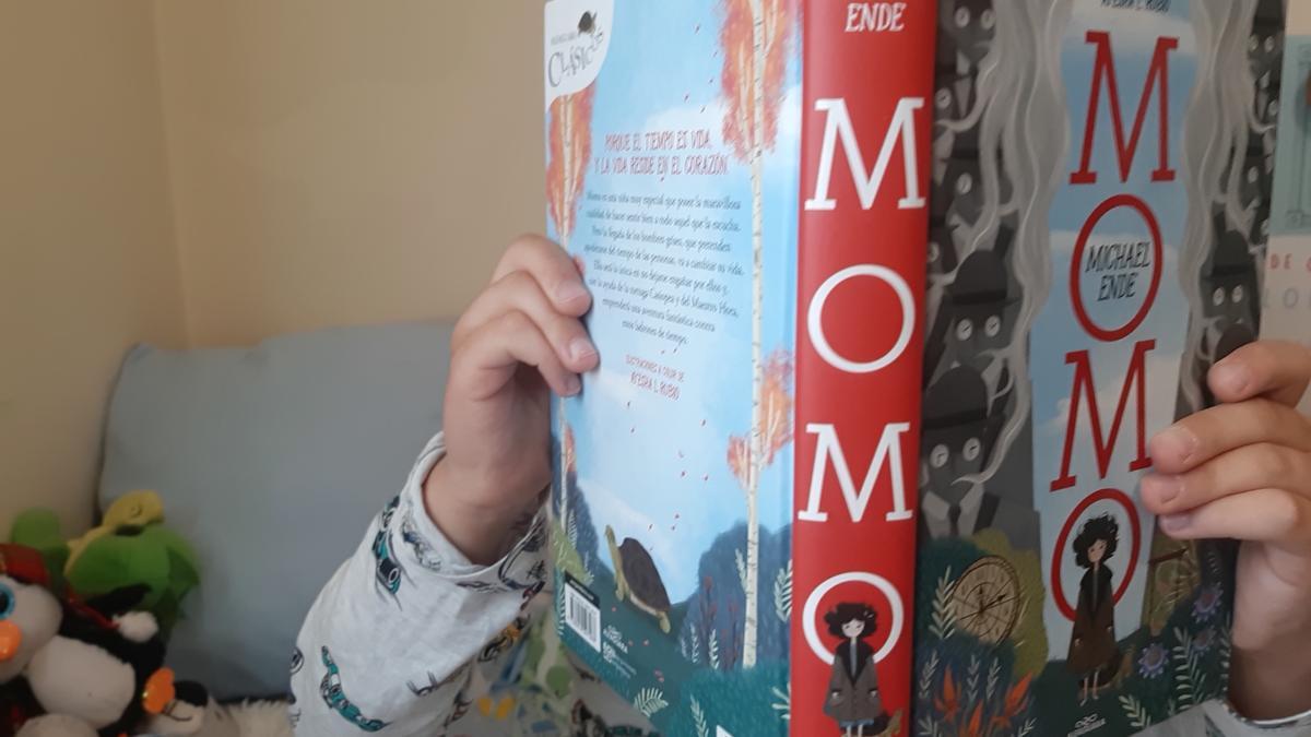 Perché tuo figlio (e tu) dovresti leggere “Momo”