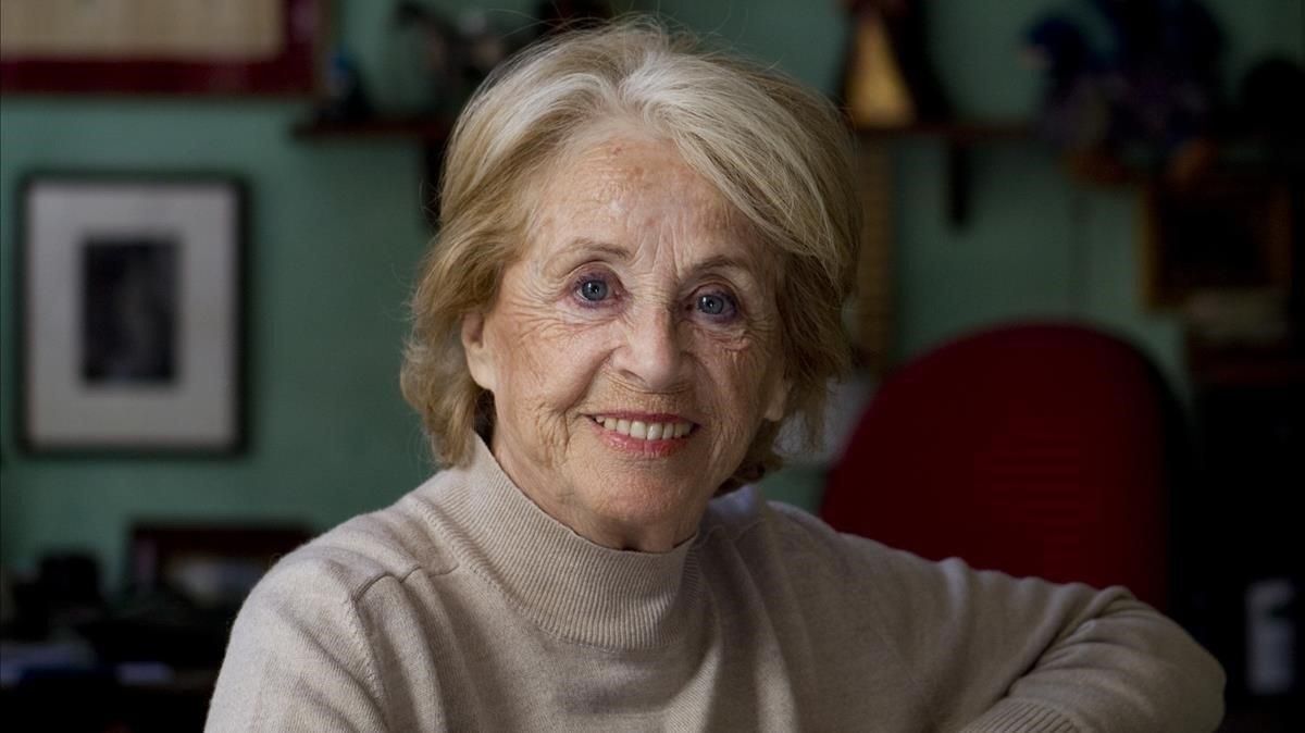 Montserrat Carulla, en su casa, en una imagen del 2013. Montserrat Carulla, en su casa, en una imagen del 2013.