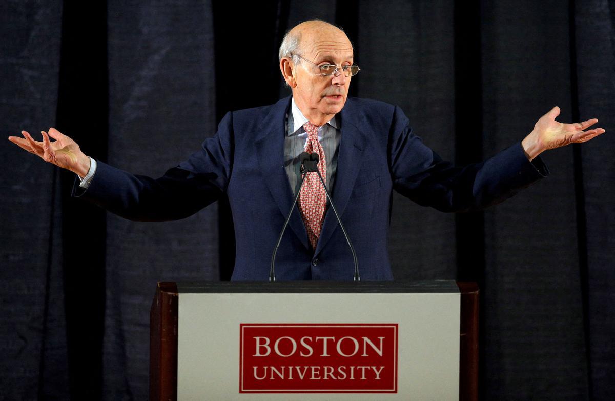 Stephen Breyer, miembro de la Tribunal Superior de Justicia de EEUU, en una conferencia en Boston.