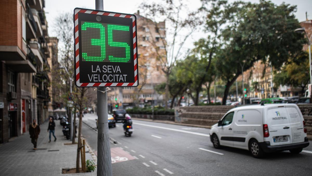 Where are the 17 new radars in Barcelona that begin to fine this Monday?