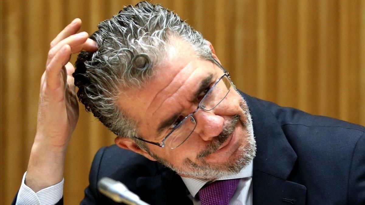 El jutge admet la denúncia de Granados contra Marjaliza per haver-se aprofitat de la xivatada de la Púnica El jutge admet la denúncia de Granados contra Marjaliza per haver-se aprofitat de la xivatada de la Púnica
