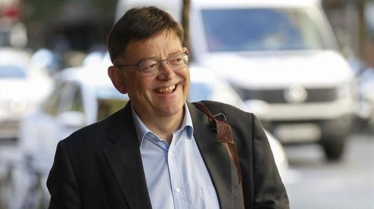 El presidente valenciano, Ximo Puig, a su llegada este lunes a la reunión del comité federal del PSOE. El presidente valenciano, Ximo Puig, a su llegada este lunes a la reunión del comité federal del PSOE.