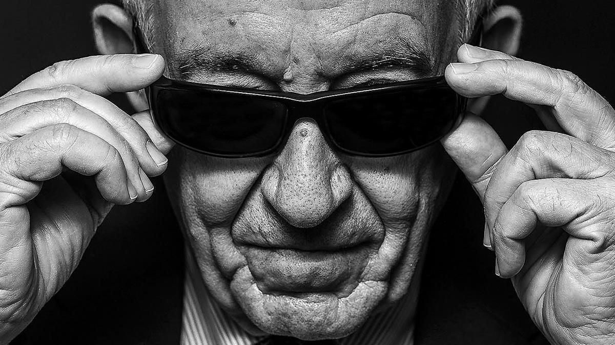 Miguel Ángel Fernández Ordóñez: «Ho passarem malament, però no terriblement malament» Miguel Ángel Fernández Ordóñez: «Ho passarem malament, però no terriblement malament»