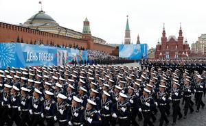 Militares rusos en el desfile del Día de la Victoria, que conmemora el 76º aniversario del triunfo sobre los nazis en la Segunda Guerra Mundial. 