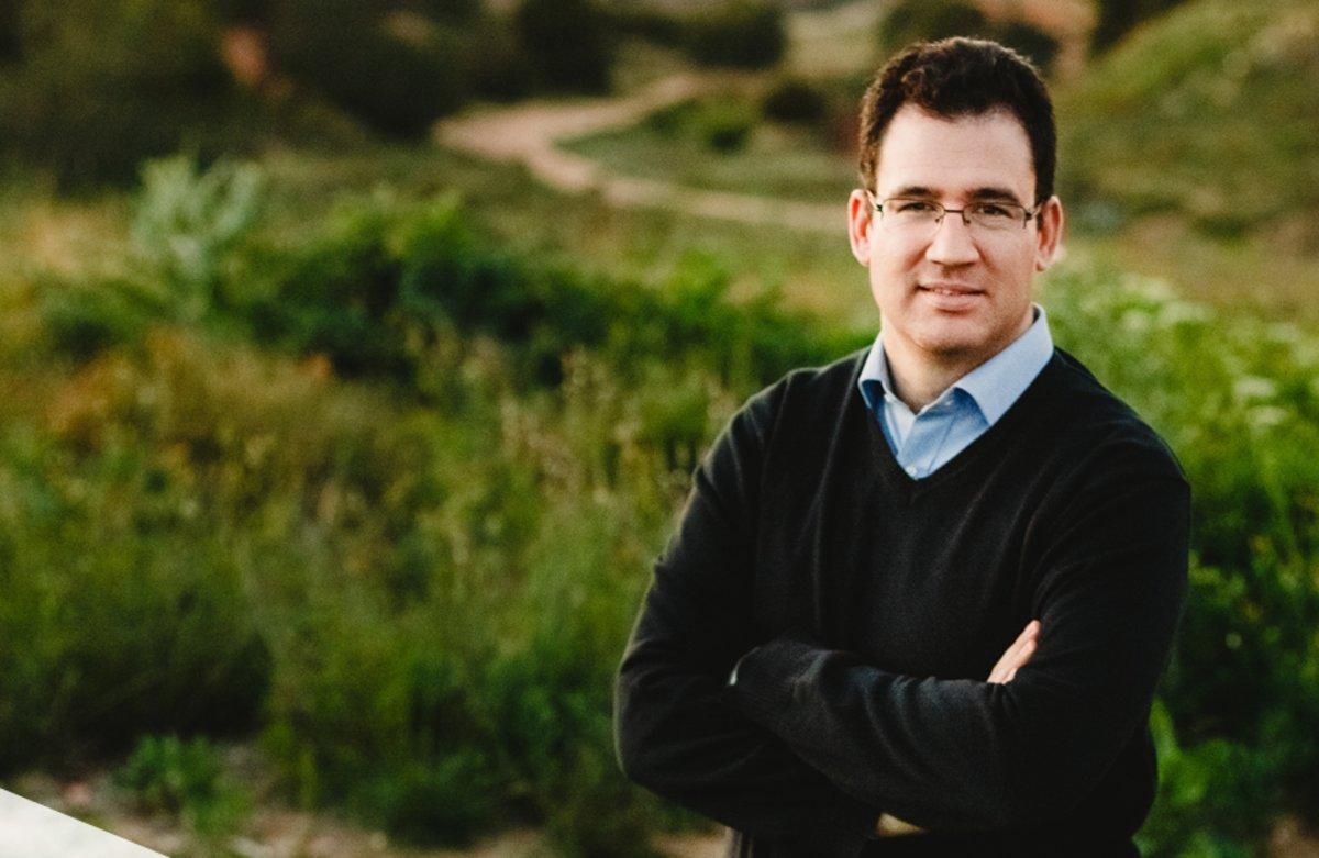 Iker Marcaide es el CEO y fundador de Zubi Labs, empresa desde la que han lanzado la iniciativa de barrio La Pinada. Iker Marcaide es el CEO y fundador de Zubi Labs, empresa desde la que han lanzado la iniciativa de barrio La Pinada.