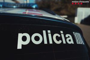 Los Mossos buscan a un hombre que asaltó una farmacia en L’Hospitalet de Llobregat