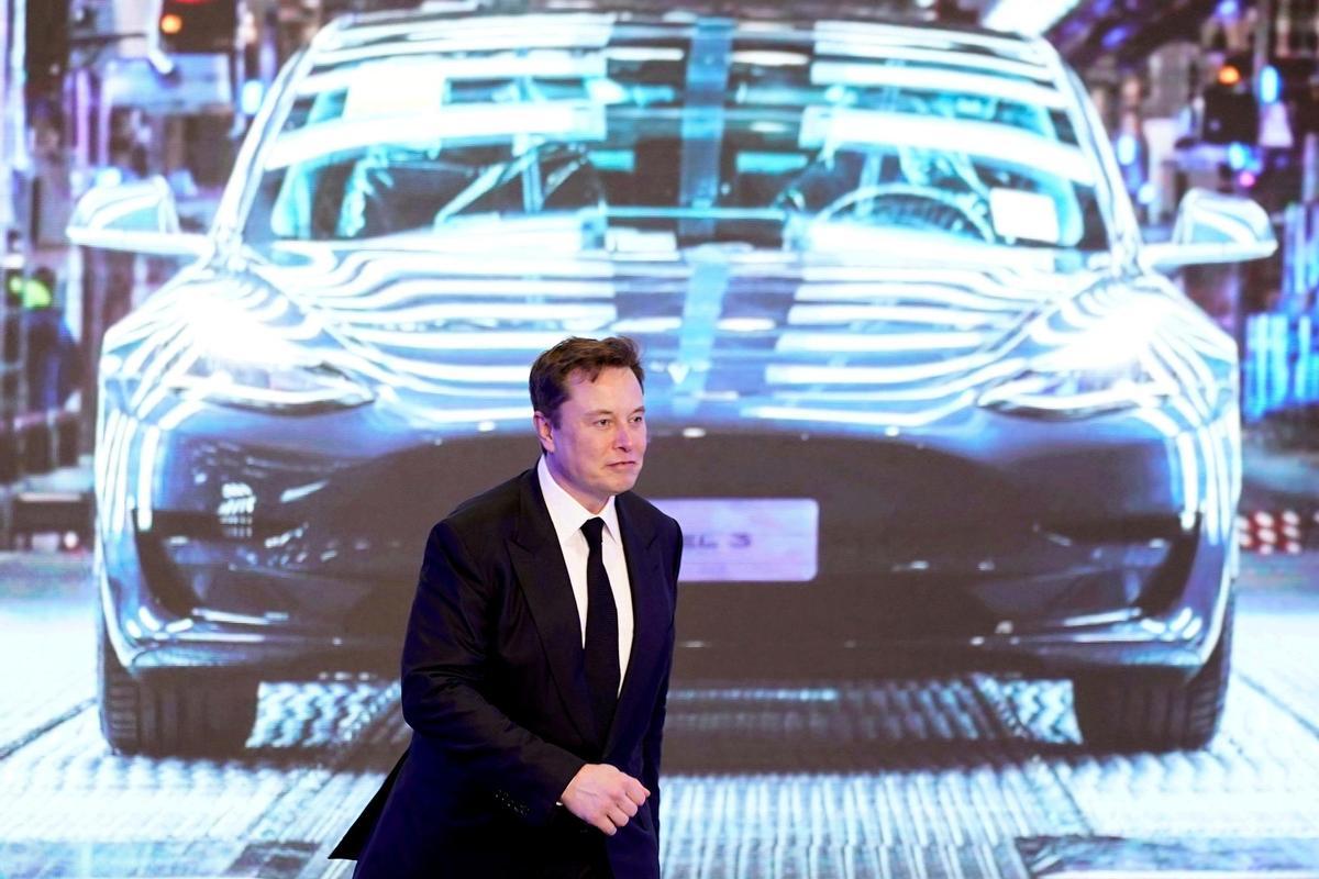 La inversión de Elon Musk en Bitcoin le cuesta 140 millones a Tesla