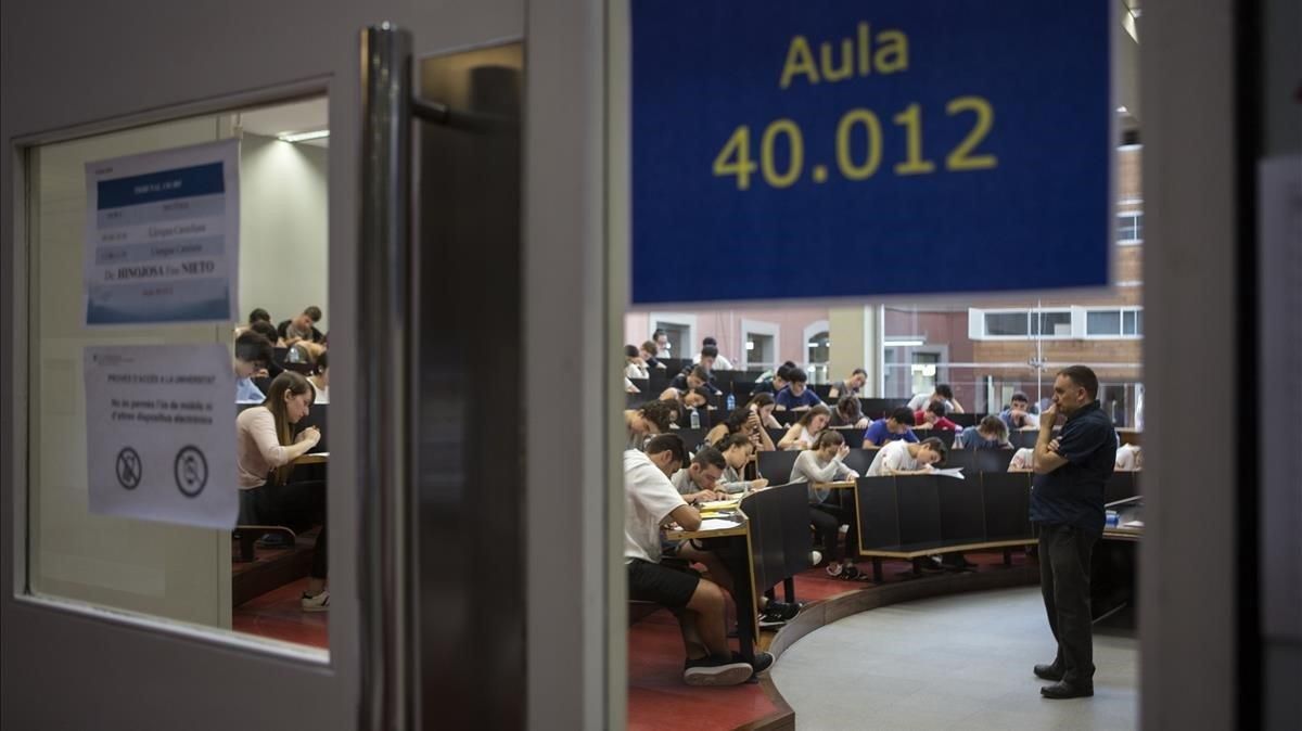 Un aula del campus de la Universitat Pompeu Fabra. Un aula del campus de la Universitat Pompeu Fabra.