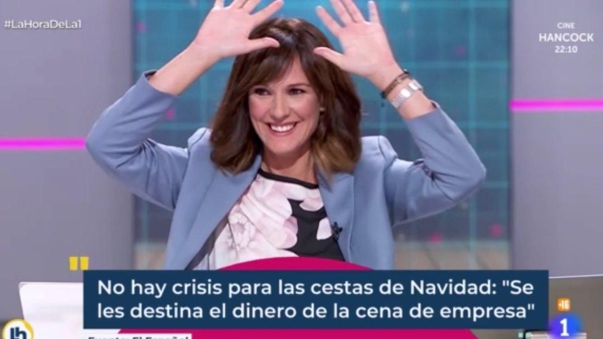 Mónica López estalla en carcajadas por un lapsus sexual en 'La hora de La 1': "¡Vaya mañanita!" Mónica López estalla en carcajadas por un lapsus sexual en 'La hora de La 1': "¡Vaya mañanita!"